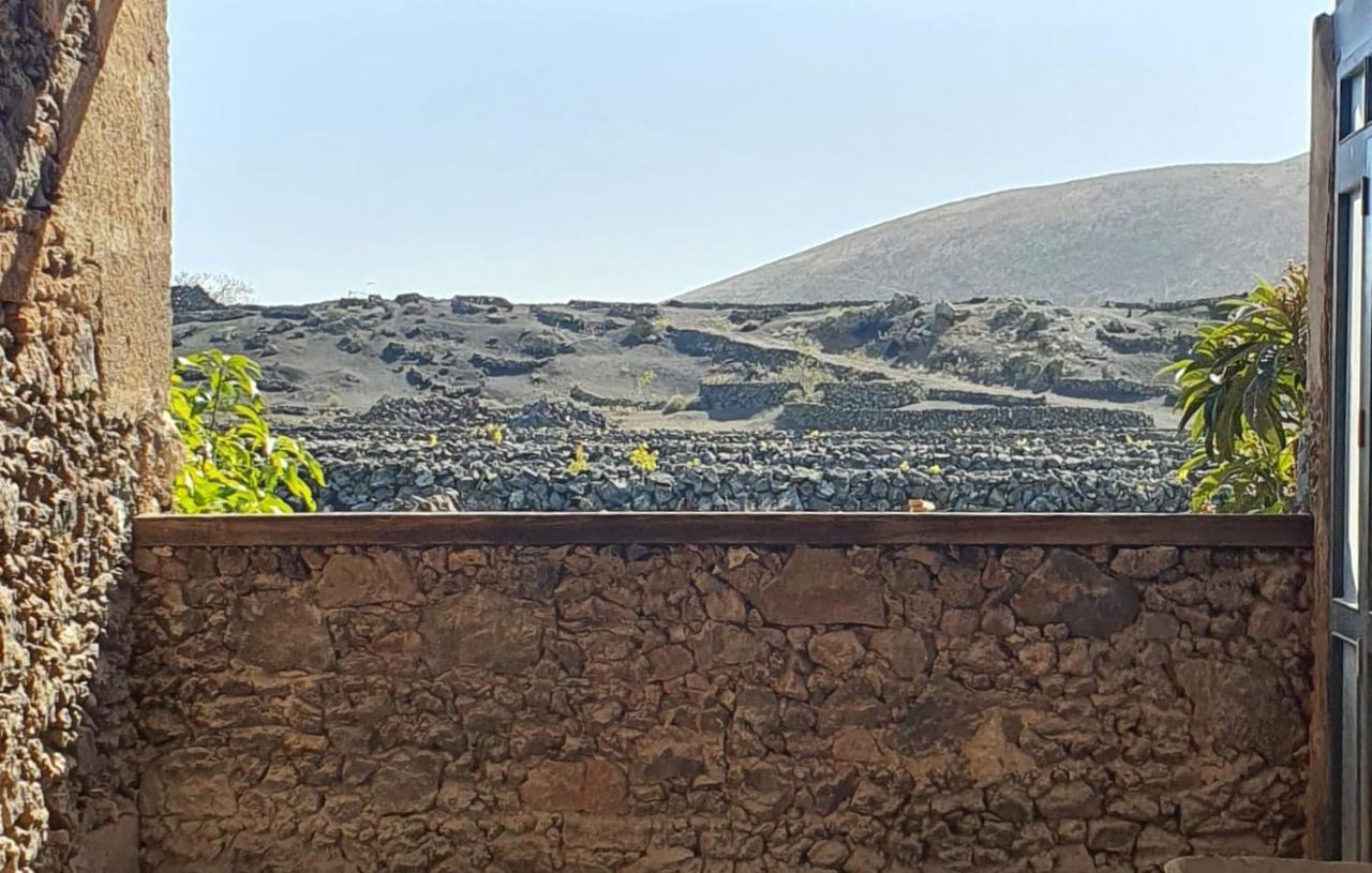 Casa "Entre Vinedos" En Masdache Villa Tias Luaran gambar