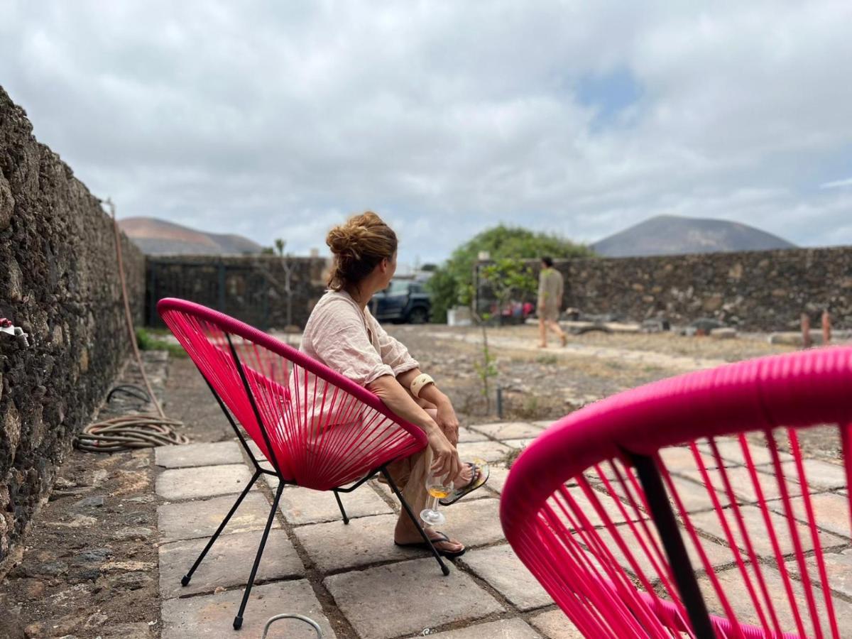 Casa "Entre Vinedos" En Masdache Villa Tias Luaran gambar