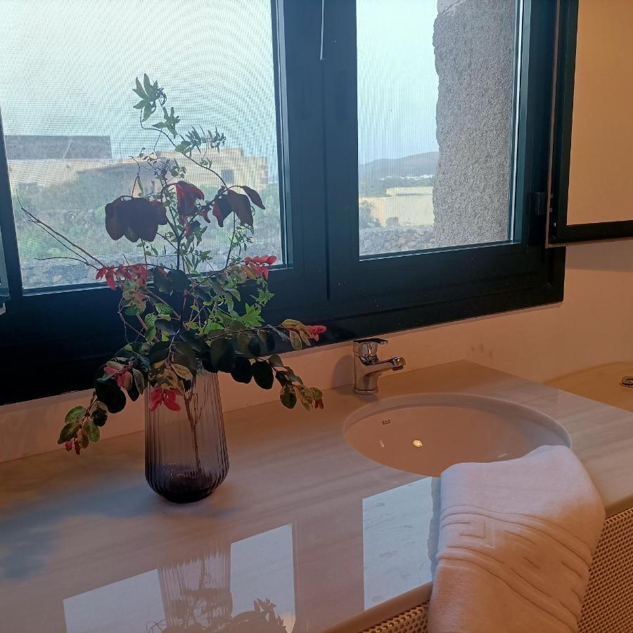 Casa "Entre Vinedos" En Masdache Villa Tias Luaran gambar